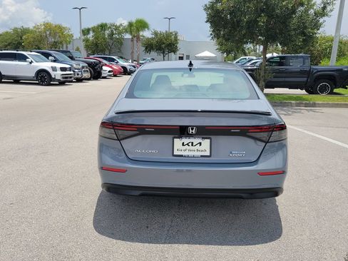 Used 2023 Honda Accord Sport image 5