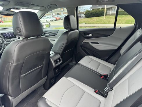 Used 2019 Chevrolet Equinox Premier image 17