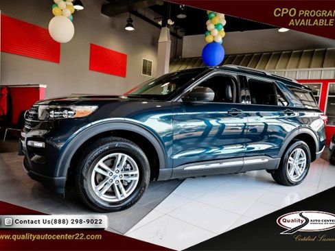 Used 2023 Ford Explorer XLT w/ Equipment Group 202A AWD/4WD image 1