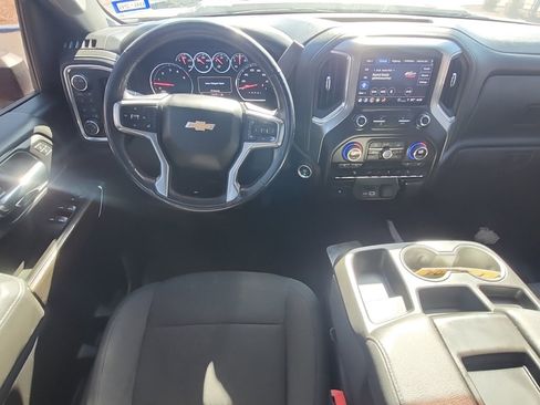 Used 2022 Chevrolet Silverado 2500 LT w/ Convenience Package image 10