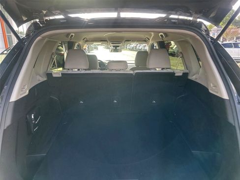 Used 2023 Nissan Rogue SV AWD/4WD image 14