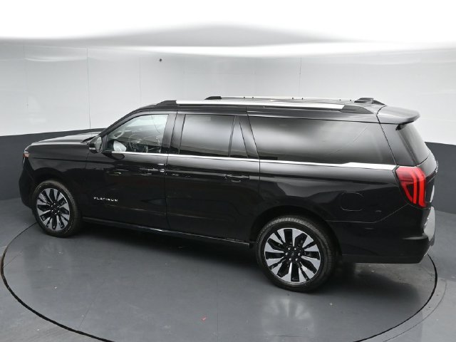 Certified 2025 Ford Expedition Max Platinum w/ Driver's Package AWD/4WD image 49