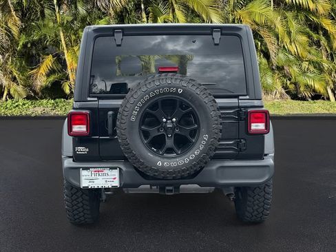 Used 2021 Jeep Wrangler Unlimited Sport AWD/4WD image 7