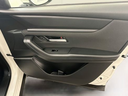 Used 2025 MAZDA CX-90 3.3 Turbo w/ Select Package AWD/4WD image 35