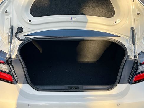 Used 2025 Toyota GR86 Premium image 24