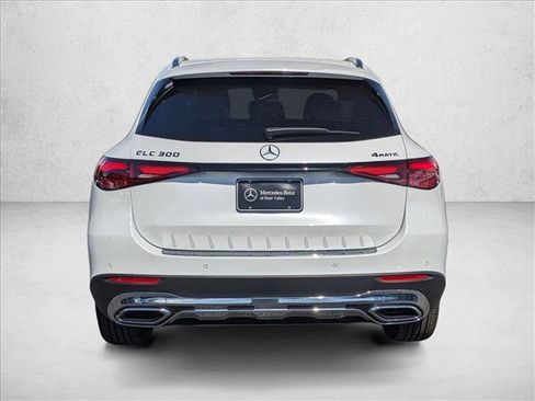 Used 2026 Mercedes-Benz GLC 300 4MATIC image 7