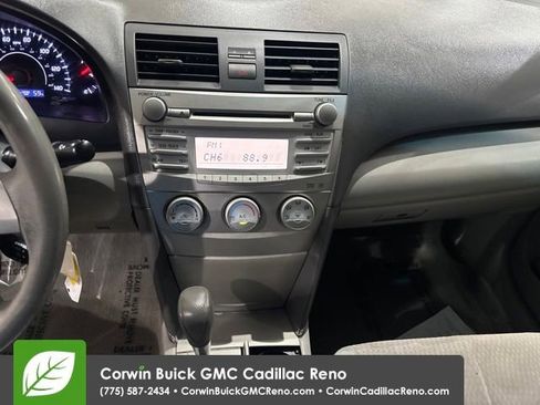 Used 2011 Toyota Camry LE FWD image 24