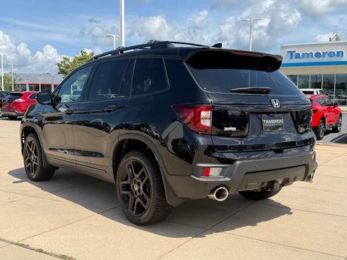 Used 2024 Honda Passport Black Edition image 8