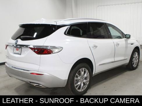 Used 2023 Buick Enclave Essence w/ Experience Buick Package FWD image 34