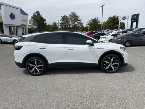 Used 2023 Volkswagen ID.4 Pro S AWD/4WD image 44