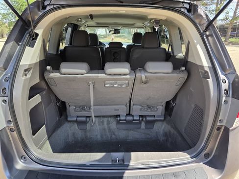 Used 2015 Honda Odyssey EX-L image 18