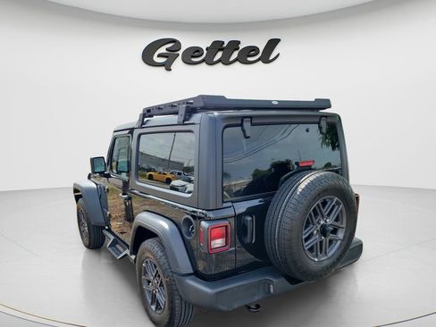 Used 2024 Jeep Wrangler Sport AWD/4WD image 4