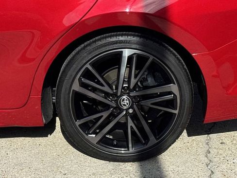 Used 2025 Toyota Camry XSE image 3