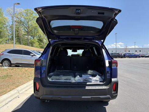 New 2026 Subaru Outback Touring AWD/4WD image 11