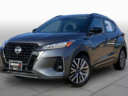 Used 2023 Nissan Kicks SR FWD image 1