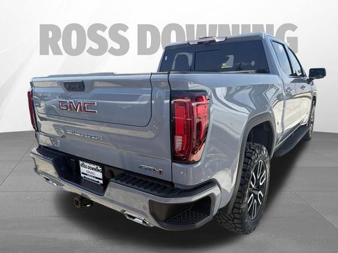 Used 2024 GMC Sierra 1500 AT4 w/ Technology Package AWD/4WD image 4