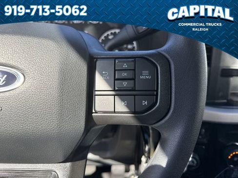 New 2026 Ford F250 XL w/ XL Chrome Package image 24