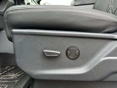 New 2026 Ford F250 XLT w/ XLT Premium Package image 27