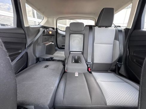 Used 2017 Ford Escape SE AWD/4WD image 20