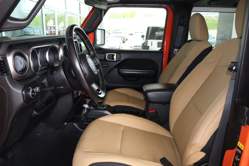 Used 2020 Jeep Wrangler Sport AWD/4WD image 15