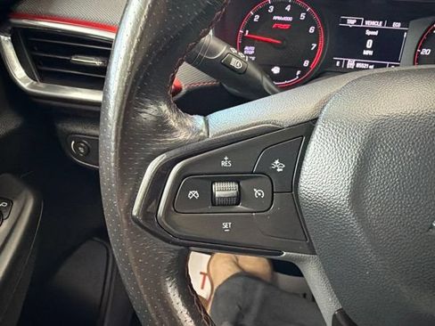 Used 2021 Chevrolet TrailBlazer RS w/ Convenience Package AWD/4WD image 25