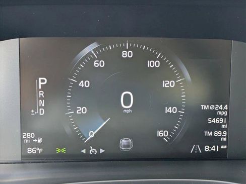Used 2019 Volvo XC60 T5 Momentum FWD image 11
