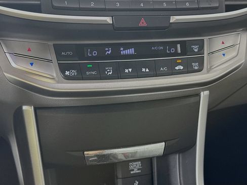 Used 2014 Honda Accord LX image 17