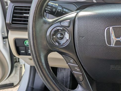 Used 2013 Honda Accord EX-L image 19