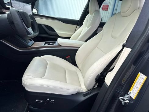 Used 2022 Tesla Model X AWD/4WD image 10