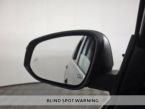 Used 2018 Toyota Highlander Limited image 6