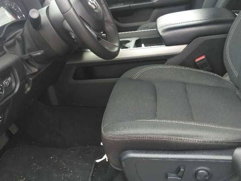 Used 2025 RAM 1500 Big Horn AWD/4WD image 6