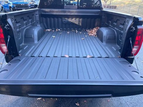 New 2026 GMC Sierra 1500 Elevation w/ Elevation Premium Package AWD/4WD image 23