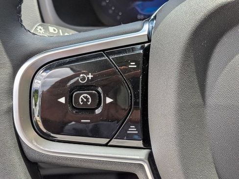 Used 2024 Volvo XC90 T8 Ultimate AWD/4WD image 19