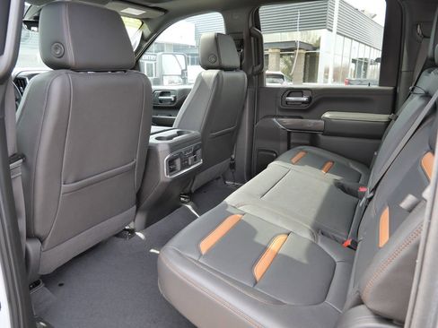 Used 2023 GMC Sierra 2500 AT4 w/ AT4 Premium Plus Package image 27