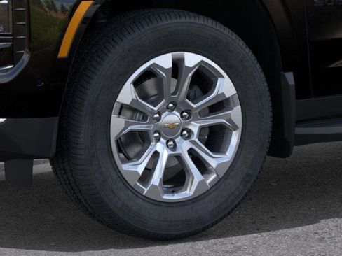 New 2026 Chevrolet Suburban LS w/ LPO, Dark Essentials Package image 9