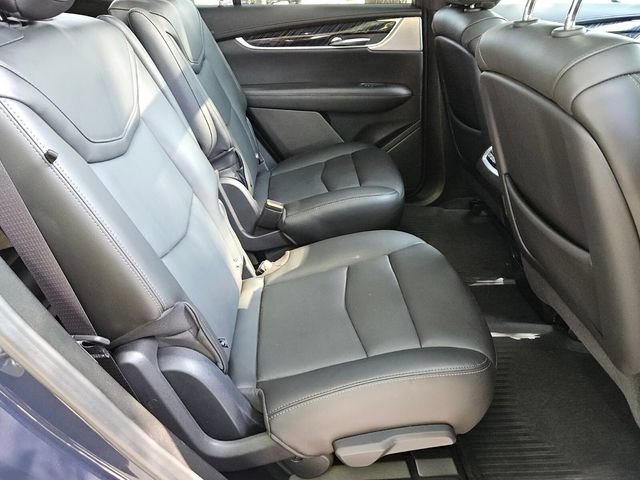 Used 2024 Cadillac XT6 Premium Luxury w/ Technology Package FWD image 14
