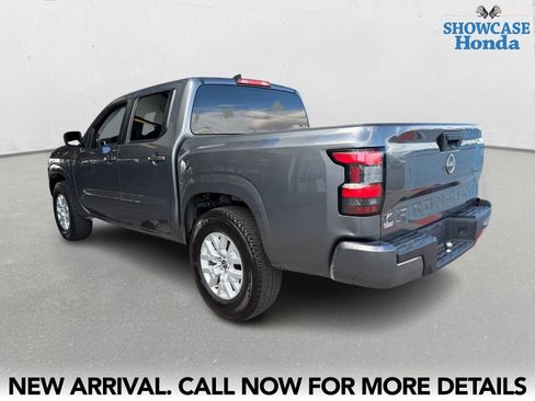 Used 2022 Nissan Frontier SV image 4