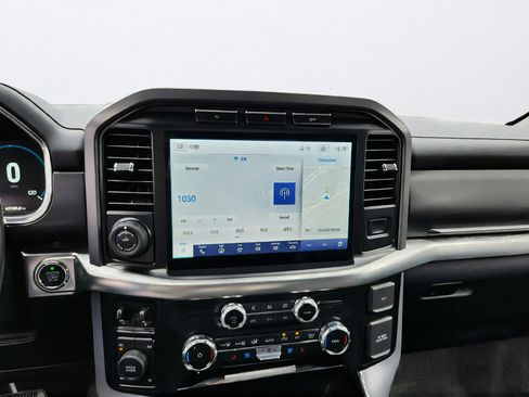 Used 2023 Ford F150 Lariat AWD/4WD image 17