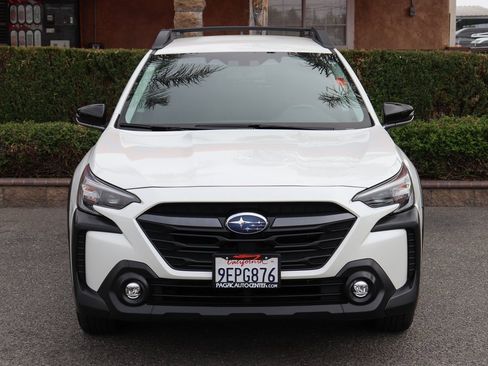 Used 2023 Subaru Outback Premium image 3