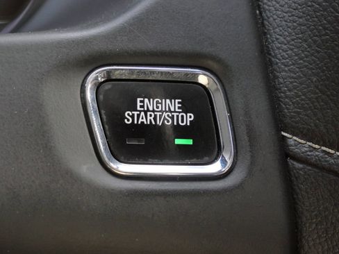 Used 2017 GMC Acadia SLT image 44