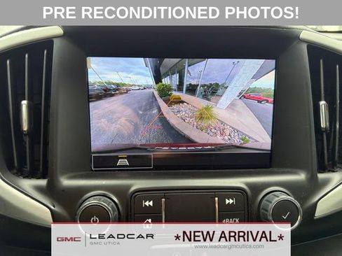 Used 2023 GMC Terrain SLT w/ Elevation Edition AWD/4WD image 31