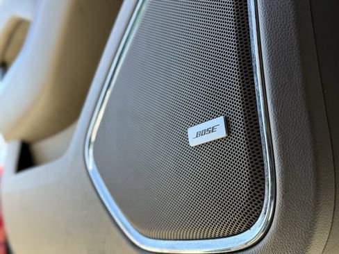 Used 2015 GMC Yukon SLT w/ Open Road Package image 17