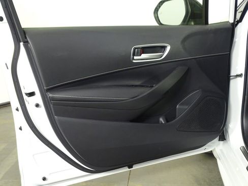 Used 2025 Toyota Corolla SE image 15