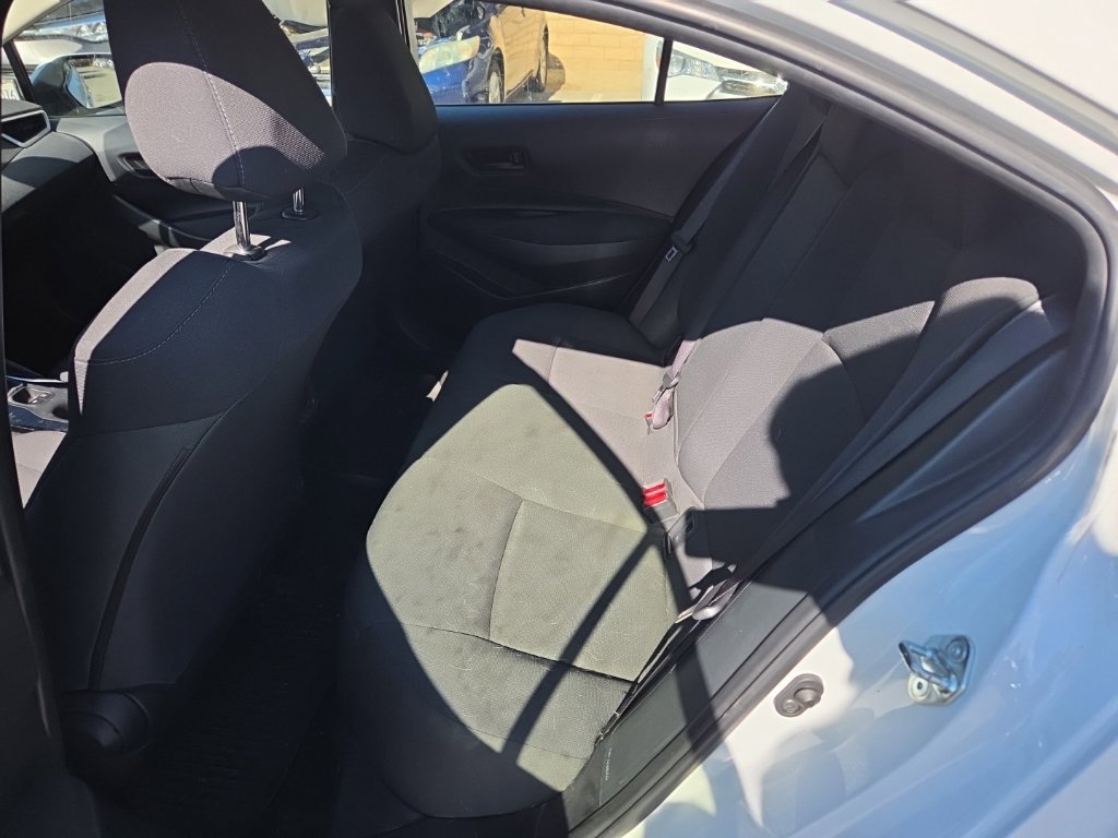 Used 2022 Toyota Corolla LE FWD image 11