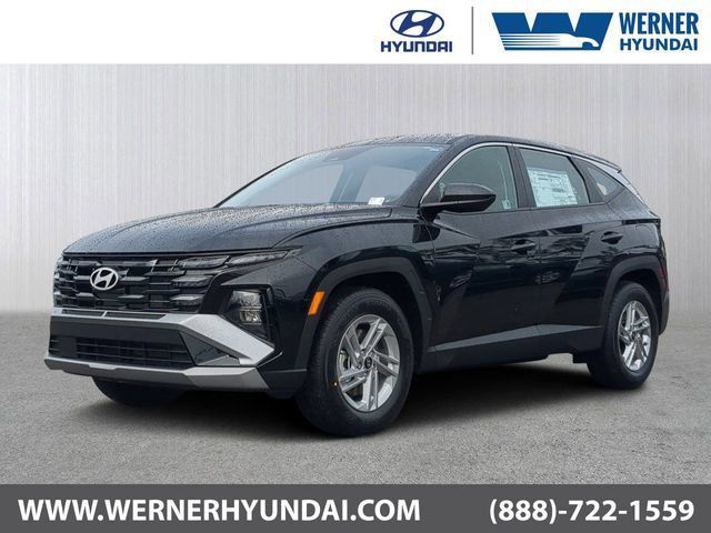 New 2025 Hyundai Tucson SE FWD image 1