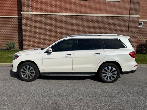 Used 2017 Mercedes-Benz GLS 450 4MATIC image 3