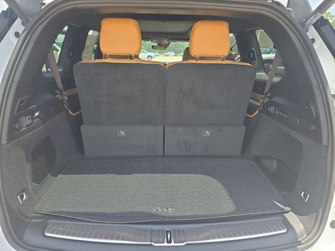 New 2025 Jeep Grand Cherokee L Summit w/ Obsidian Package image 34