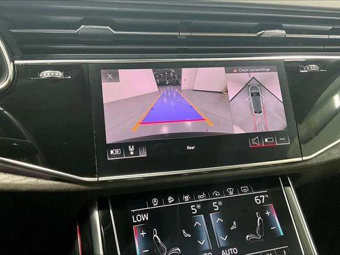Used 2019 Audi Q8 Prestige AWD/4WD image 23