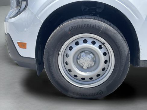 New 2026 Ford Maverick XL FWD image 32