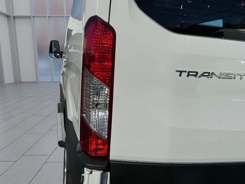 Used 2025 Ford Transit 250 Low Roof w/ Exterior Upgrade Package RWD image 16